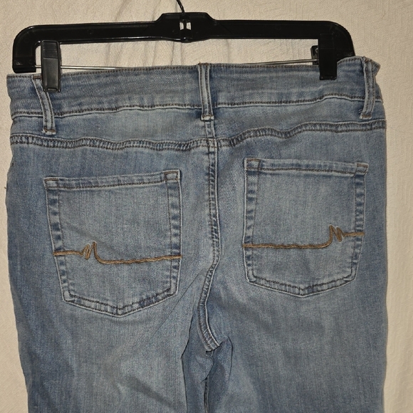 Classic Blue Denim Jeans - Picture 7 of 8